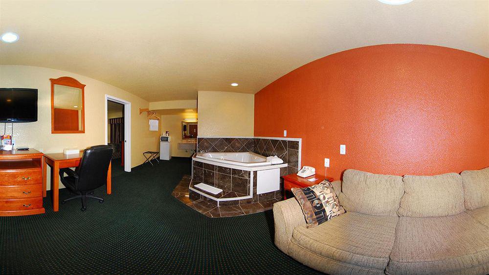 Woodridge Inn And Suites Miami Exteriér fotografie